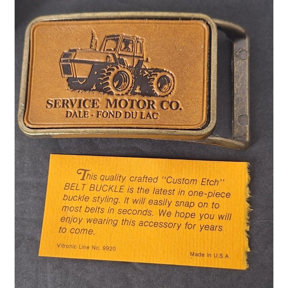 Vintage JOHN DEERE Belt Buckle Leather On Metal Service Motor Co.Dale-Fon Du Lac